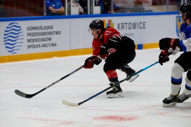 TYCHY, POLAND - 28 Nisan 2022: IIHF 2022 Buz Hokeyi Dünya Şampiyonası Div 1B Japonya - Estonya