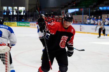TYCHY, POLAND - 28 Nisan 2022: IIHF 2022 Buz Hokeyi Dünya Şampiyonası Div 1B Japonya - Estonya