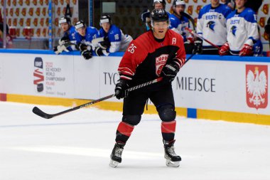TYCHY, POLAND - 28 Nisan 2022: IIHF 2022 Buz Hokeyi Dünya Şampiyonası Div 1B Japonya - Estonya