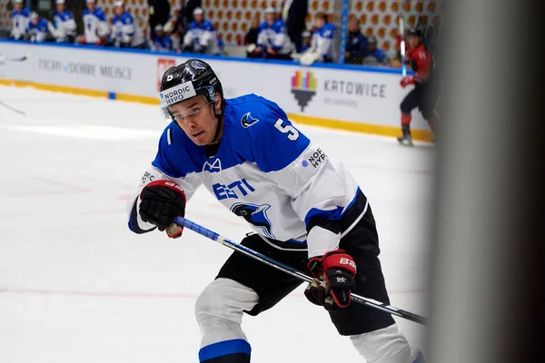 TYCHY, POLAND - 28 Nisan 2022: IIHF 2022 Buz Hokeyi Dünya Şampiyonası Div 1B Japonya - Estonya