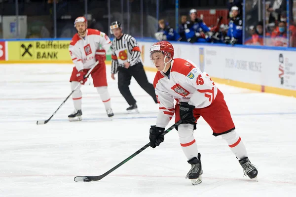 TYCHY, POLAND - 26 Nisan 2022: IIHF 2022 Buz Hokeyi Dünya Şampiyonası Div 1B Polonya - Estonya