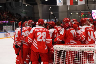 TYCHY, POLAND - 29 Nisan 2022: Polonya 1B 'yi kazandı. IIHF 2022 Dünya Buz Hokeyi Şampiyonası Polonya - Japonya