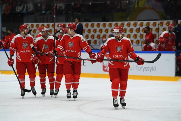 TYCHY, POLAND - 29 Nisan 2022: IIHF 2022 Buz Hokeyi Dünya Şampiyonası Div 1B Polonya - Japonya