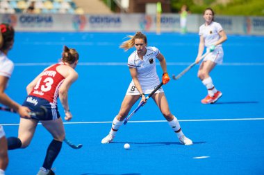 MONCHEGLADBACH, GERMANY - 5 Mayıs 2022: Almanya ve İngiltere arasında SparkassenPark 'ta oynanan FIH Pro League maçı