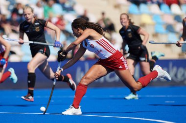 MONCHEGLADBACH, GERMANY - 4 Mayıs 2022: Almanya ve İngiltere arasında SparkassenPark 'ta oynanan FIH Pro League maçı