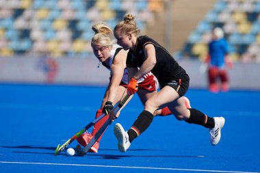 MONCHEGLADBACH, GERMANY - 4 Mayıs 2022: Almanya ve İngiltere arasında SparkassenPark 'ta oynanan FIH Pro League maçı