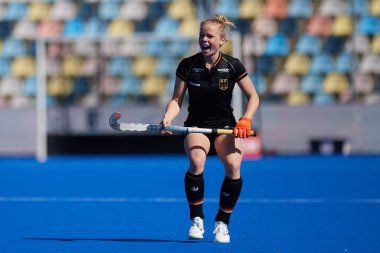 MONCHEGLADBACH, GERMANY - 4 Mayıs 2022: Almanya ve İngiltere arasında SparkassenPark 'ta oynanan FIH Pro League maçı