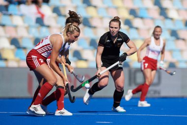 MONCHEGLADBACH, GERMANY - 4 Mayıs 2022: Almanya ve İngiltere arasında SparkassenPark 'ta oynanan FIH Pro League maçı