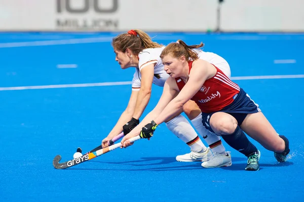 MONCHEGLADBACH, GERMANY - 5 Mayıs 2022: Almanya ve İngiltere arasında SparkassenPark 'ta oynanan FIH Pro League maçı