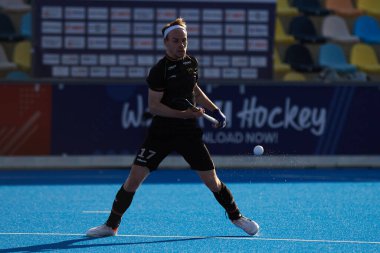 MONCHEGLADBACH, GERMANY - 4 Mayıs 2022: Almanya ve İngiltere arasında SparkassenPark 'ta oynanan FIH Pro League Men maçı