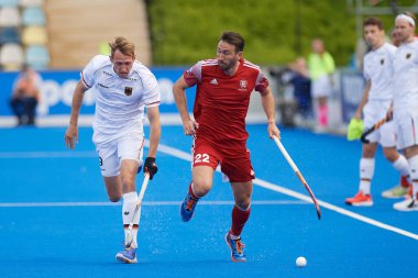 MONCHEGLADBACH, GERMANY - 5 Mayıs 2022: Almanya ve İngiltere arasında SparkassenPark 'ta oynanan FIH Pro League maçı