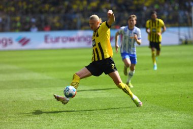 DORTMUND, Almanya - 14 Mayıs 2022 Erling Haaland. Bundesliga Borussia Dortmund, Iduna Park 'ta Herta Berlin' e karşı.