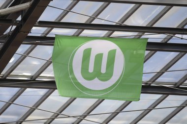 COLOGNE, ALMANY - 27 Mayıs 2022: VFL Wolfsburg bayrağı. DFB Pokal Finali der Frauen 2022