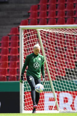 COLOGNE, Almanya - 27 Mayıs 2022: Katarzyna Kiedrzynek. VFL Wolfsburg 'un ön maçı. DFB Pokal Finali der Frauen 2022