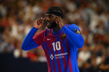 Kolej, Almanya - 18 Haziran 2022: 10 Dika Mem. Antonio Carlos Ortega. Yarı final THW Kiel - Barca EHF FİNAL4 Men