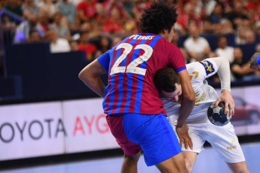 COLOGNE, ALMANY - 18 Haziran 2022: Yarı final THW Kiel - Barca EHF FİNAL4 Men