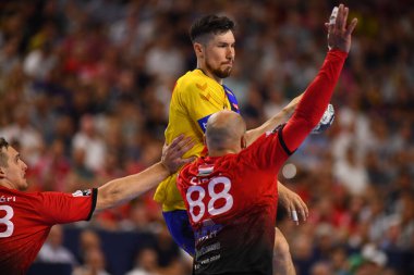 COLOGNE, GERMANY - 18 Haziran 2022: 10 Alex Dujshebaev (c) Semifinal Telekom Veszprem HC Lomza Vive Kielce EHF FINAL4 Erkekler