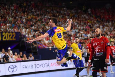 Kolej, Almanya - 18 Haziran 2022: 18 Igor Karaci. Yarı final Telekom Veszprem HC Lomza Vive Kielce EHF FINAL4 Men