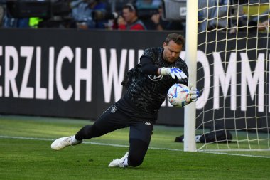 MOENCHENGLADBACH, GERMANY - 13 Haziran 2022: Manuel Neuer UEFA Milletler Ligi 2023 Almanya ile İtalya arasındaki futbol maçı sırasında