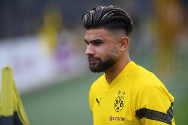 COLOGNE, Almanya - 29 Haziran 2022 Antonios Papadopulos. Borussia Dortmund 'un sezon öncesi antrenmanı