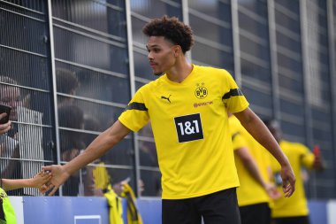 COLOGNE, ALMANY - 29 HAZİRAN 2022: Borussia Dortmund 'un sezon öncesi antrenmanı