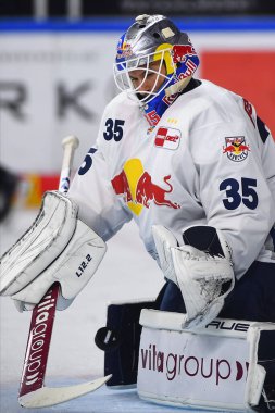 COLOGNE, Almanya - 15 Eylül 2022: Hokey maçı DEL Koelner Haie - EHC Red Bull Munchen