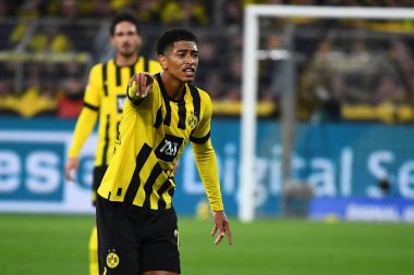 DORTMUND, GERMANY - 8 Ekim 2022: Jude Bellingham, Bundesliga Borussia Dortmund Bayern Münih 'e karşı futbol maçı