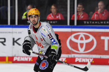GREGORY KREUTZER: 4 EKİM 2022 Hokey maçı DEL Koelner Haie - REV Bremerhaven (Fischtown Pinguins)