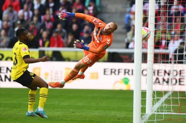 KOELN, ALMANY - 01 Ekim 2022: Marvin Schwaebe. Bundesliga 1.FC Koeln, Borussia Dortmund 'a karşı.