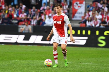 KOLOGNE, ALMANA 16 EKİM 2022 Eric Martel. Bundesliga 1 'in futbol maçı. FC Koeln, FC Augsburg 'a karşı. Rhein Enerji Stadyumu Futbol Stadyumu. 