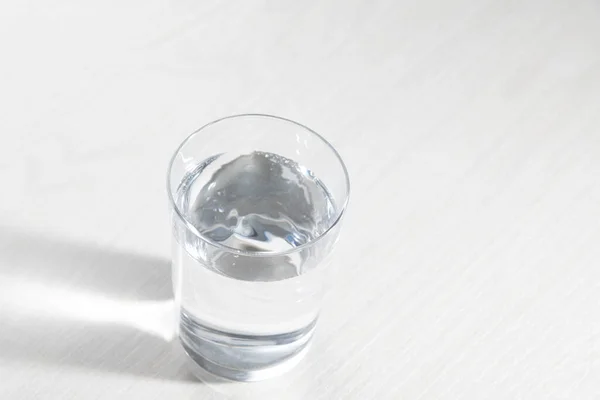 Kaltes Und Köstliches Sauberes Wasser — Stockfoto