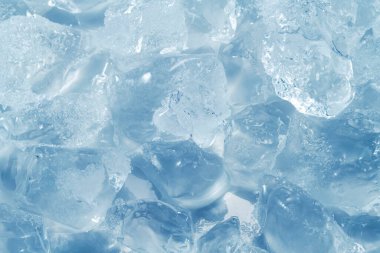 Delicious ice for cold, clear beverages