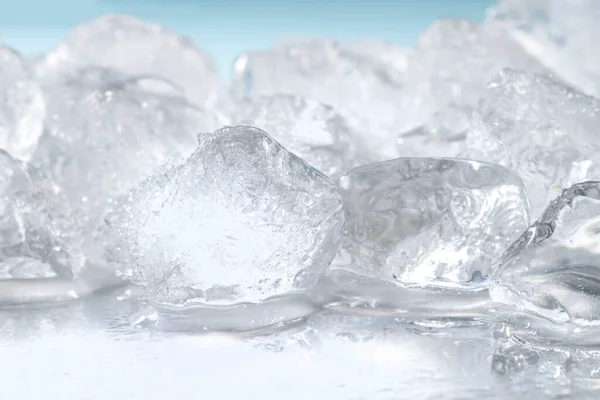 Delicious ice for cold, clear beverages