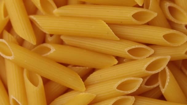 Rotation Torr Pasta Penne Vegetarisk Hälsosam Ekologisk Kost Makro Italiensk — Stockvideo