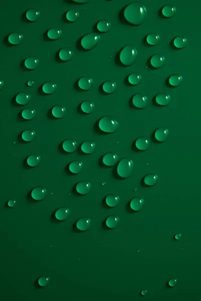 Abstrato Gotas Água Fundo Verde Macro Bolhas Perto Gotas Líquido — Fotografia de Stock