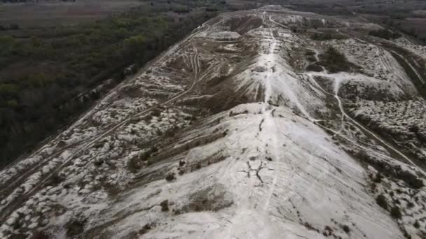 Luchtfoto Drone Uitzicht Fosfogips Witte Bergen Afval Van Fabrieken Fosfaat — Stockvideo