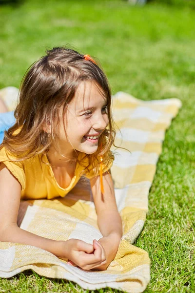 Child Lying Blanket Grass Sun Day Little Girl Take Sunbathes — Stock Photo, Image