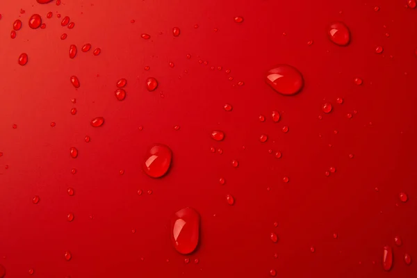 Air Tetes Abstrak Pada Latar Belakang Merah Makro Gelembung Menutup — Stok Foto