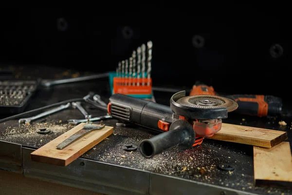 Close Grinder Machine Working Rotation Grinds Metal Workshop Metalworking — Stock Photo, Image
