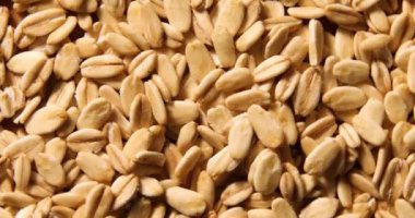 Dönüşümlü sarı bezelye dokusu, kuru bezelye taneleri deseni, vejetaryen sağlıklı organik gıda diyeti.