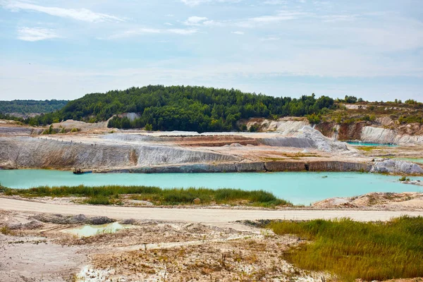 Quarry Extraction Porcelain Clay Kaolin Turquoise Water White Shore Drone — Foto de Stock
