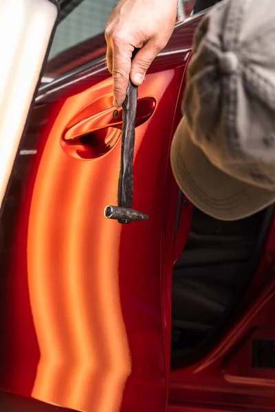 Removing dents on a car body without painting. PDR. — Stock Photo, Image