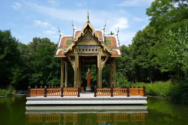 Boeddhistische Tempel Het Park Van München Stockfoto