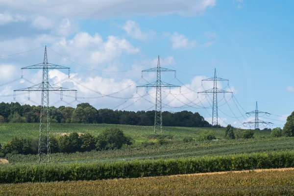 Pilón Eléctrico Para Transmisión Transferencia Corriente Alto Voltaje Través Paisajes — Foto de Stock