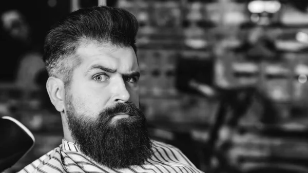 Homme Barbu Salon Coiffure Coiffure Homme Barbe Moustache Mode Beauté — Photo