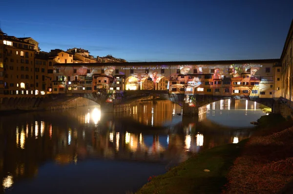 Floransa Aralık 2020 Arno Üzerindeki Ünlü Ponte Vecchio Noel Tatili — Stok fotoğraf