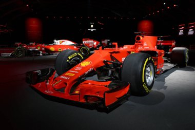 Scarperia, Mugello - 19 Kasım 2021: Ferrari Formula 1 SF71H İtalya 'daki Mugello Pisti Finali Mondiali Ferrari 2021 sırasında sergilenmektedir.