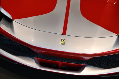 Scarperia, Mugello - 19 Kasım 2021: Ferrari 'nin ayrıntıları İtalya' daki Mugello Pisti Finali Mondiali Ferrari 2021 sırasında sergilenmektedir.