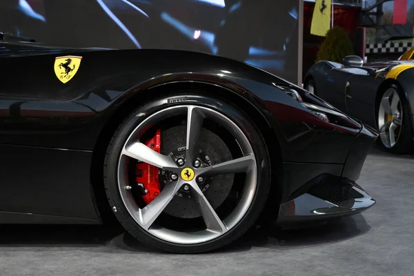 Scarperia Mugello Listopadu 2021 Detail Kola Legované Slitiny Ferrari Sp2 — Stock fotografie