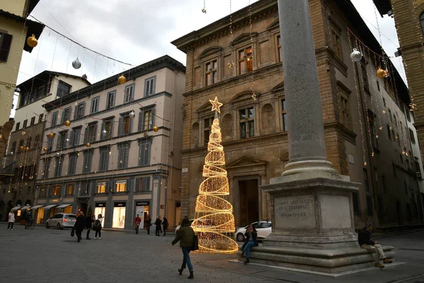 Firenze Novembre 2021 Albero Natale Illuminato Decorazione Nel Centro Firenze — Foto Stock
